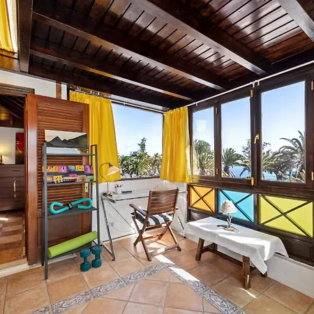 A Pie De Mar コスタ・テギセ