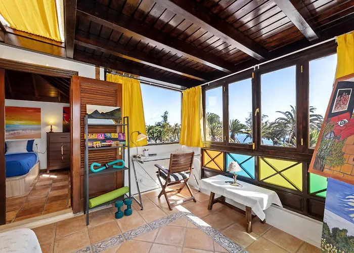 A Pie De Mar 코스타 테기세